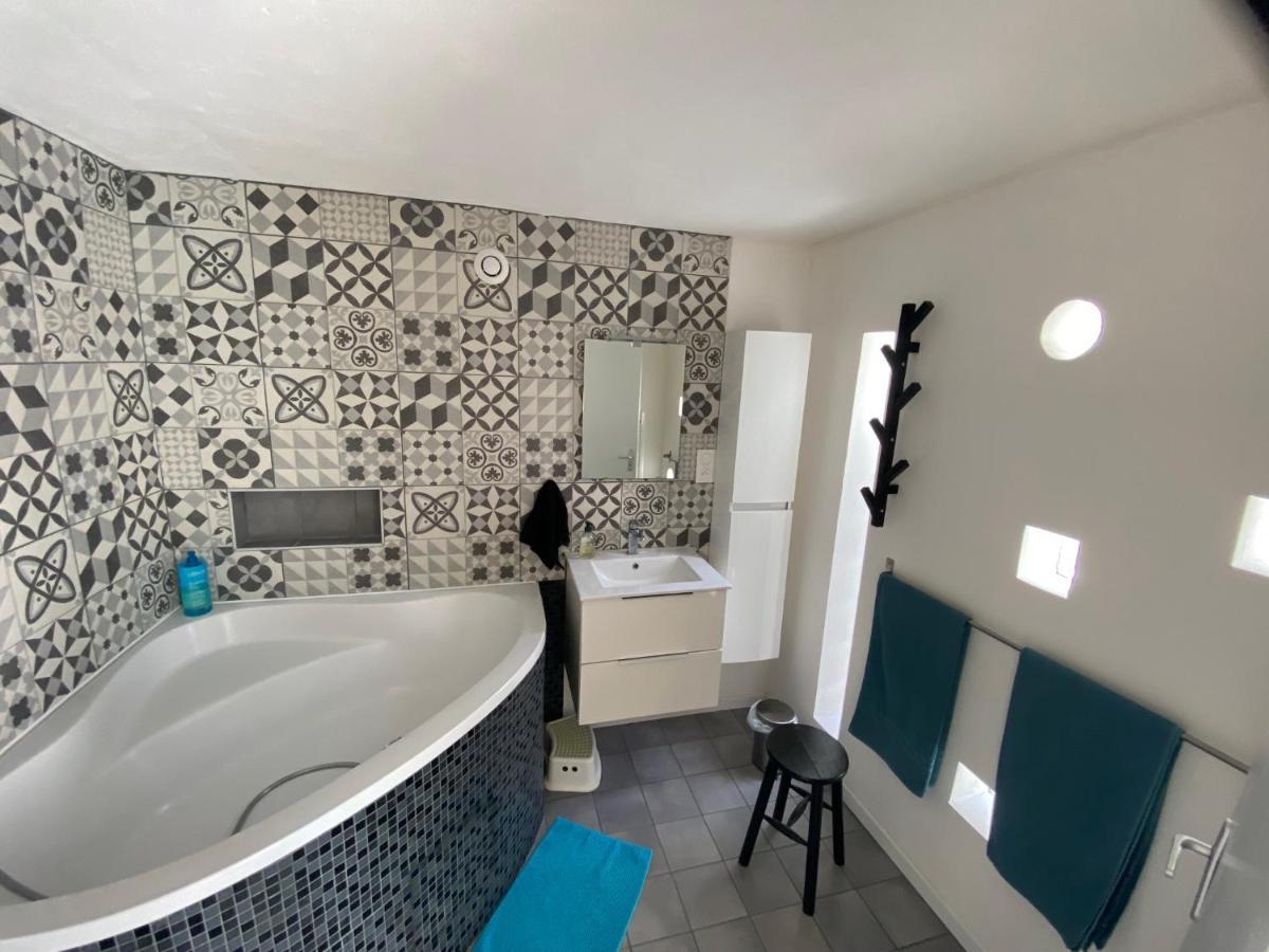 דירות מונפלייה Grand Studio De 38M2 Et Cour Independante De 25M2 Dont Wifi Et Netflix מראה חיצוני תמונה